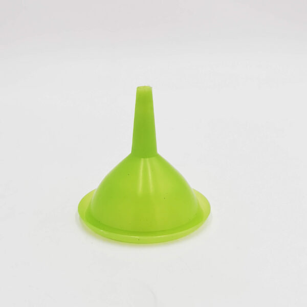 Tölcsér 14 cm Áttetsző Nagy
